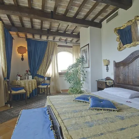 Le Gole Ristorante & 4*