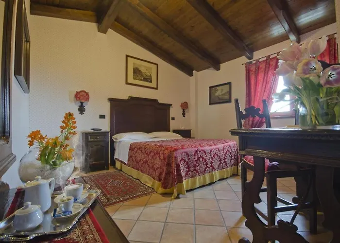 Hotel Le Gole Ristorante & Celano