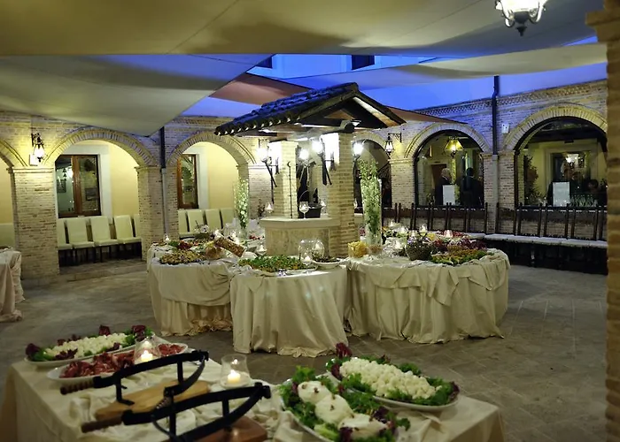 Le Gole Ristorante & Отель Селано